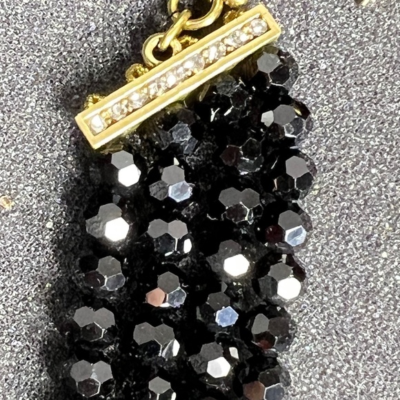 HEIDI DAUS "AN AFFAIR TO REMEMBER" 4 STRAND NECKLACE & EARRINGS SET Black & Red - Picture 6 of 14